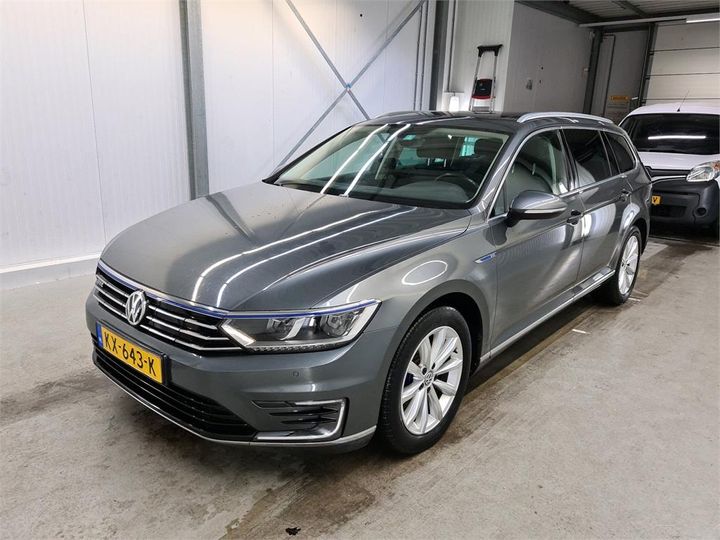 VOLKSWAGEN PASSAT 2016 wvwzzz3czhe095490