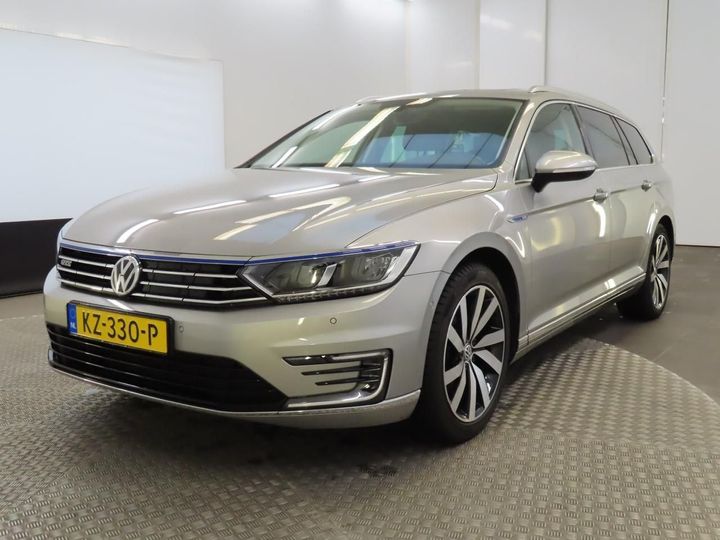 VOLKSWAGEN PASSAT 2016 wvwzzz3czhe095505