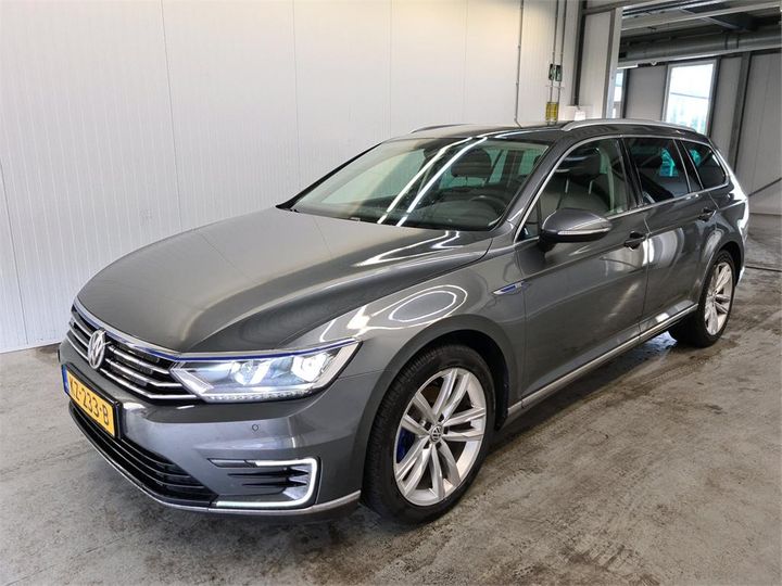 VOLKSWAGEN PASSAT 2016 wvwzzz3czhe095589