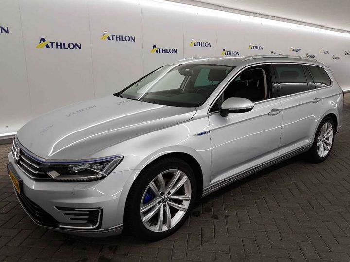 VOLKSWAGEN PASSAT 2016 wvwzzz3czhe095666