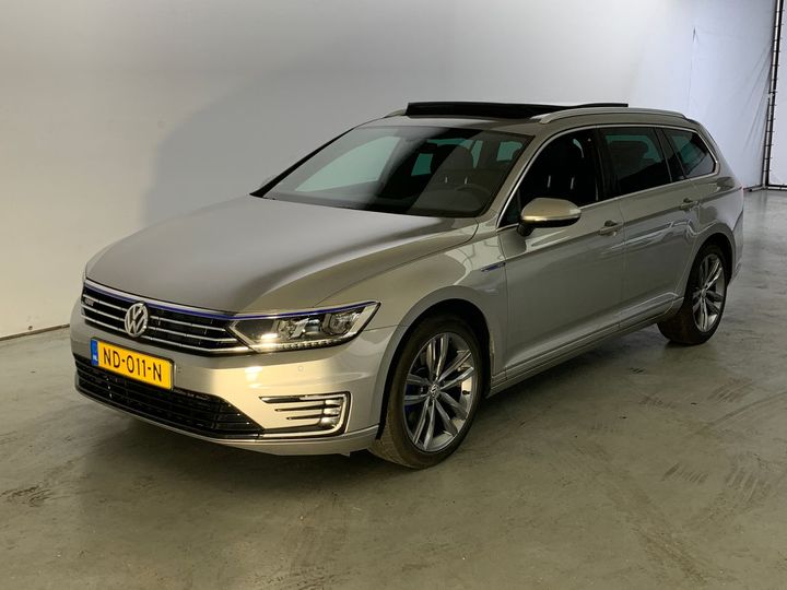 VOLKSWAGEN PASSAT 2016 wvwzzz3czhe095686