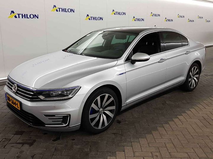 VOLKSWAGEN PASSAT 2016 wvwzzz3czhe095798