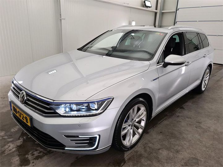 VOLKSWAGEN PASSAT 2016 wvwzzz3czhe095894