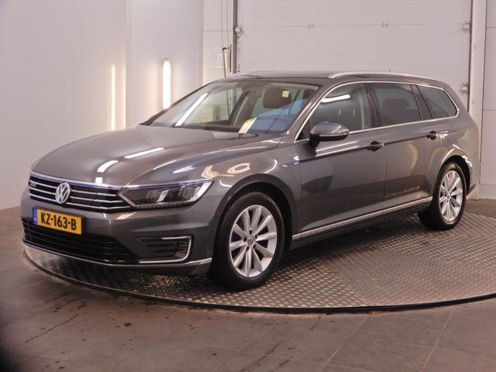 VOLKSWAGEN PASSAT 2016 wvwzzz3czhe096289