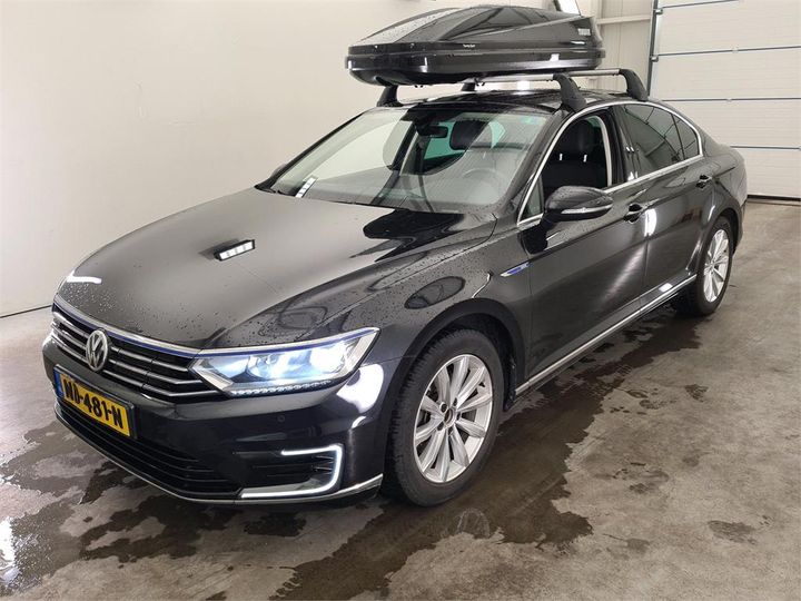 VOLKSWAGEN PASSAT 2016 wvwzzz3czhe096585