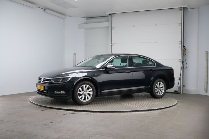 VOLKSWAGEN PASSAT 2016 wvwzzz3czhe104030