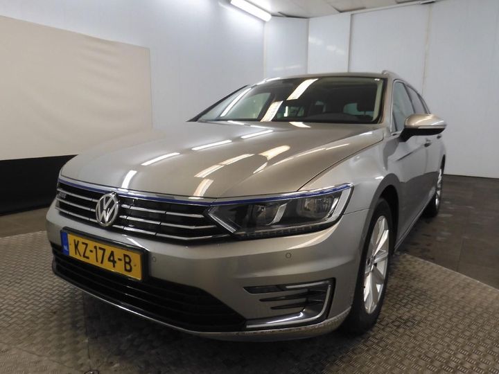 VOLKSWAGEN PASSAT 2016 wvwzzz3czhe104661