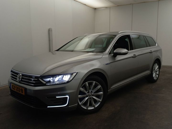 VOLKSWAGEN PASSAT 2016 wvwzzz3czhe104927