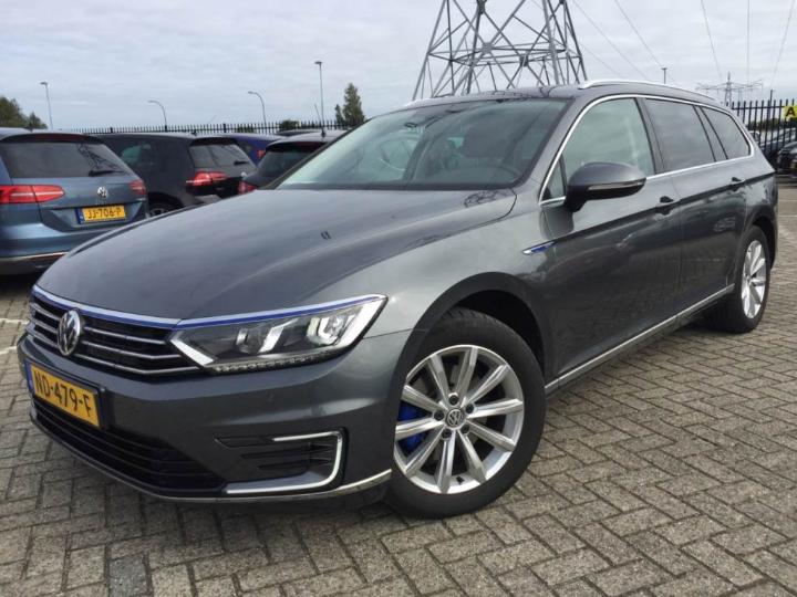 VOLKSWAGEN PASSAT 2016 wvwzzz3czhe105966