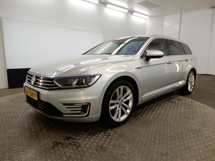 VOLKSWAGEN PASSAT 2016 wvwzzz3czhe105996