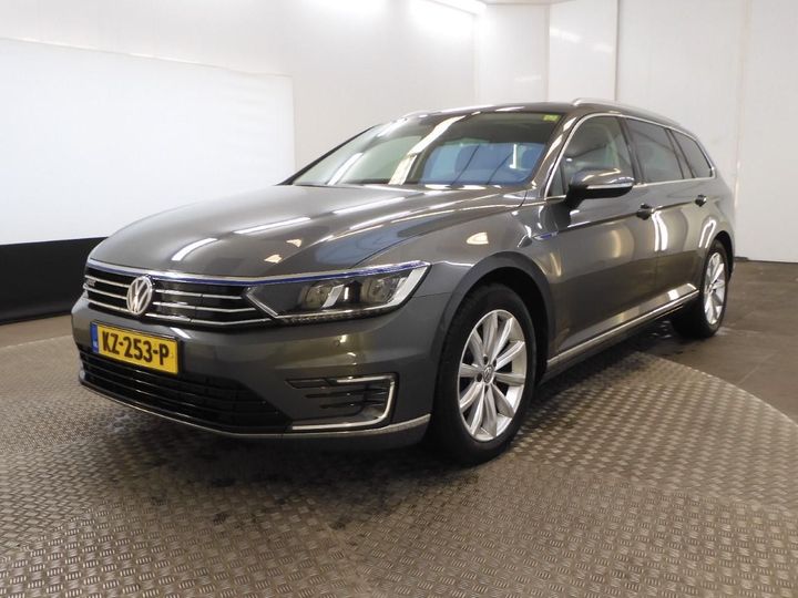 VOLKSWAGEN PASSAT 2016 wvwzzz3czhe106006