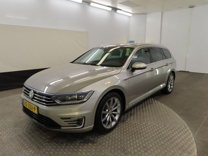 VOLKSWAGEN PASSAT 2016 wvwzzz3czhe106381