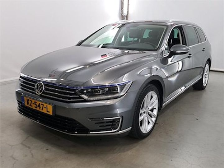 VOLKSWAGEN PASSAT 2016 wvwzzz3czhe107166