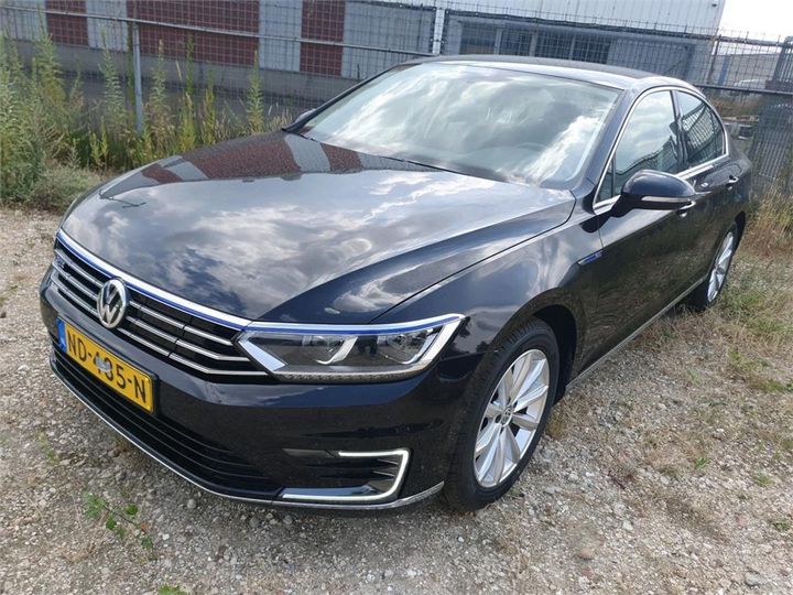 VOLKSWAGEN PASSAT 2016 wvwzzz3czhe107281