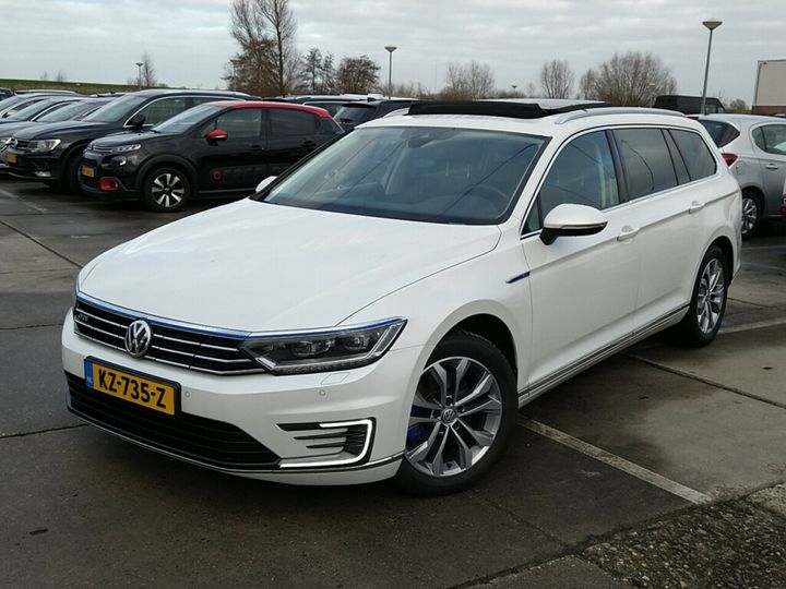 VOLKSWAGEN PASSAT 2016 wvwzzz3czhe108829