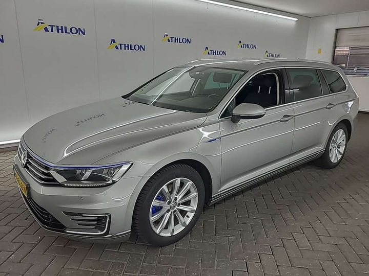 VOLKSWAGEN PASSAT 2016 wvwzzz3czhe109576