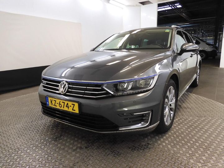 VOLKSWAGEN PASSAT 2016 wvwzzz3czhe116323