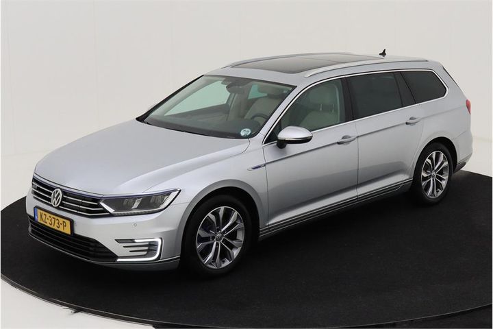 VOLKSWAGEN PASSAT 2016 wvwzzz3czhe117354