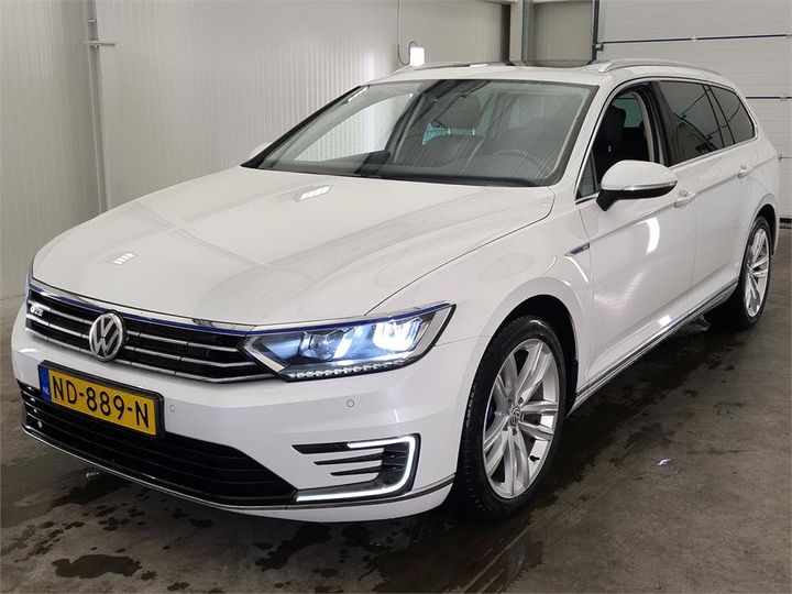 VOLKSWAGEN PASSAT 2016 wvwzzz3czhe117565