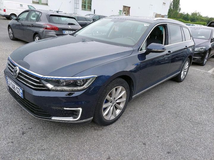 VOLKSWAGEN PASSAT 2017 wvwzzz3czhe117651