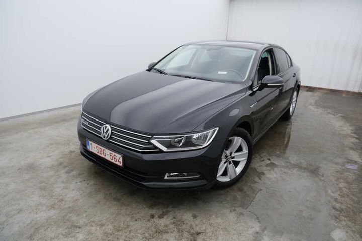 VOLKSWAGEN PASSAT 2017 wvwzzz3czhe118033