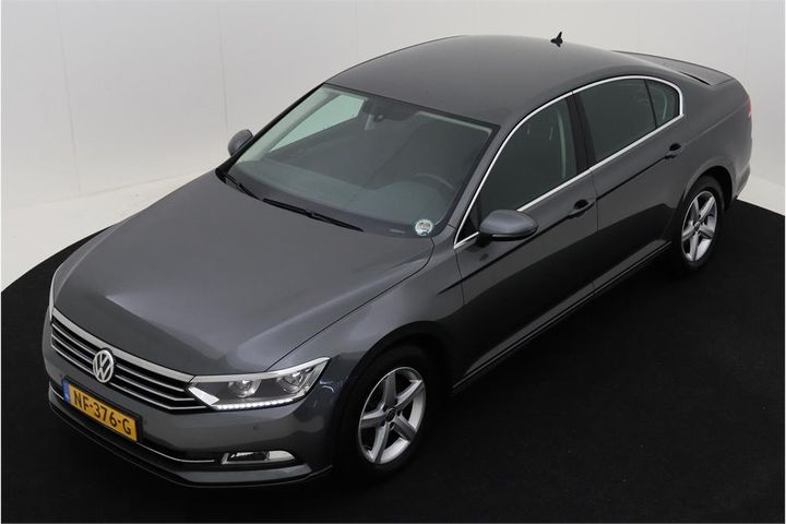 VOLKSWAGEN PASSAT 2017 wvwzzz3czhe120727