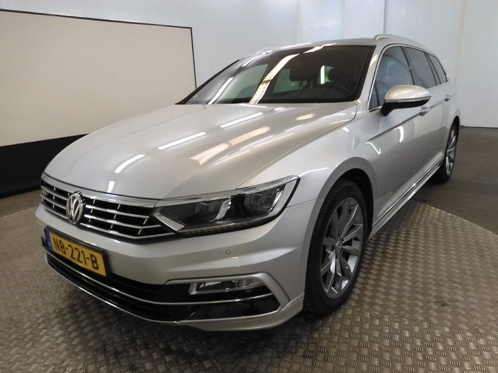 VOLKSWAGEN PASSAT 2017 wvwzzz3czhe125574