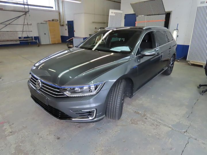 VOLKSWAGEN PASSAT 2017 wvwzzz3czhe129476