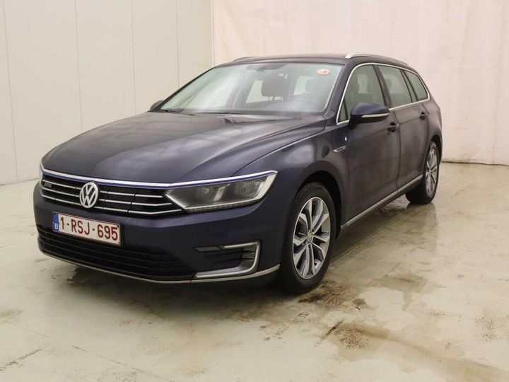 VOLKSWAGEN PASSAT 2017 wvwzzz3czhe141379