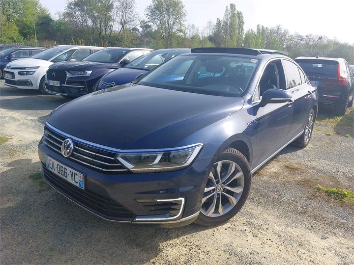 VOLKSWAGEN PASSAT 2017 wvwzzz3czhe143271