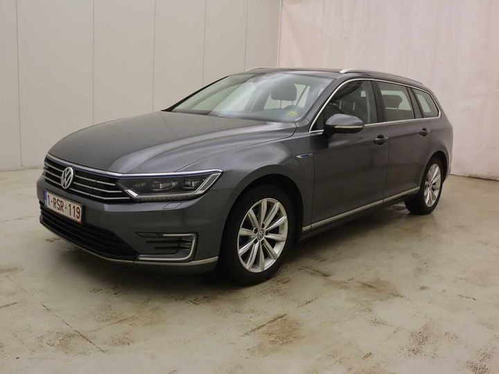 VOLKSWAGEN PASSAT 2017 wvwzzz3czhe146110