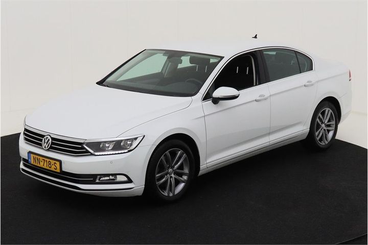 VOLKSWAGEN PASSAT 2017 wvwzzz3czhe150617