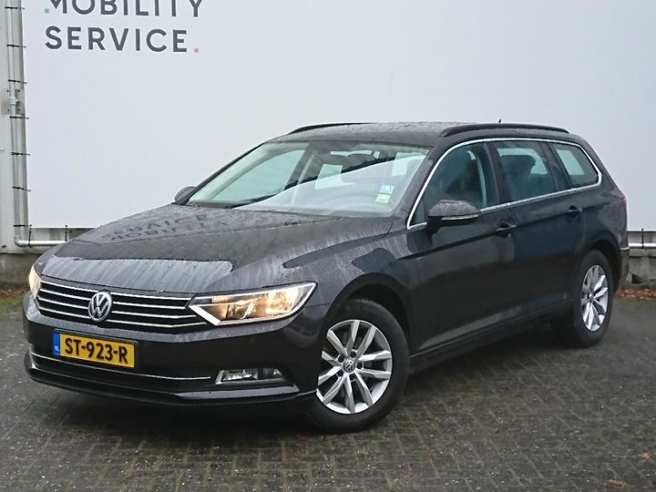 VOLKSWAGEN PASSAT 2017 wvwzzz3czhe152011