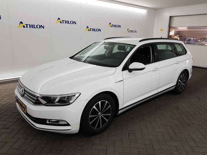 VOLKSWAGEN PASSAT 2017 wvwzzz3czhe156136