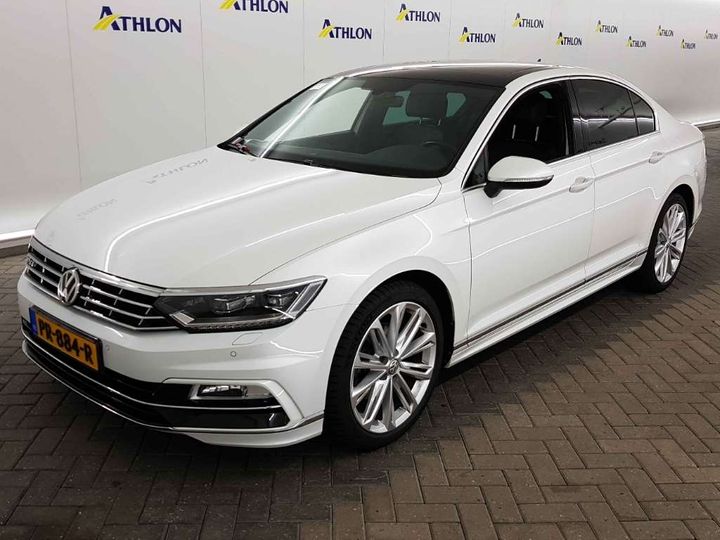 VOLKSWAGEN PASSAT 2017 wvwzzz3czhe168552