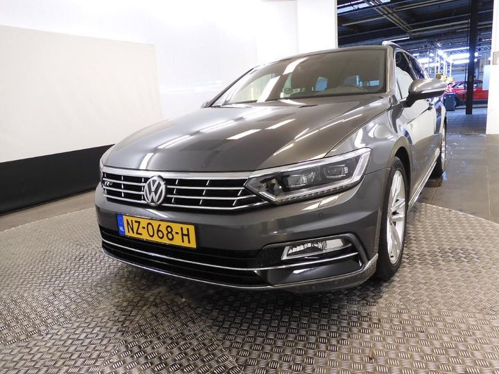 VOLKSWAGEN PASSAT 2017 wvwzzz3czhe185567