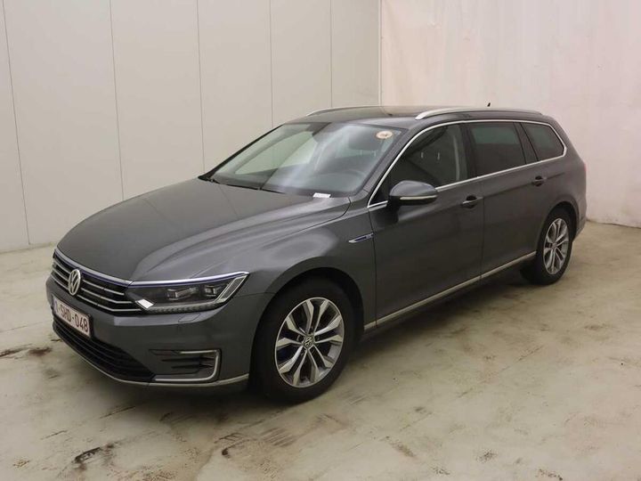 VOLKSWAGEN PASSAT 2017 wvwzzz3czhe188218