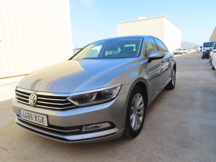 VOLKSWAGEN PASSAT 2018 wvwzzz3czhe206184