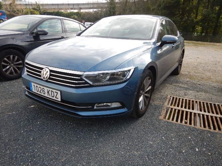 VOLKSWAGEN PASSAT 2017 wvwzzz3czhe208882