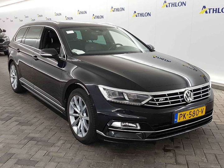 VOLKSWAGEN PASSAT 2017 wvwzzz3czje003688