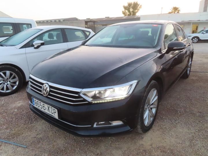 VOLKSWAGEN PASSAT 2017 wvwzzz3czje004682