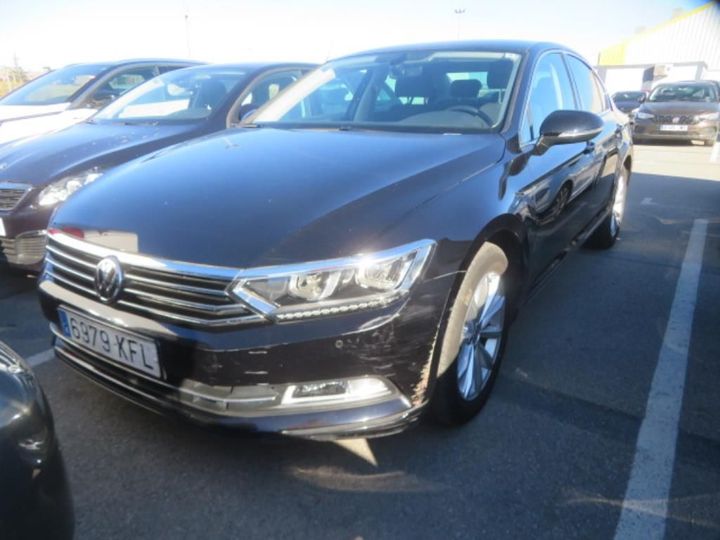 VOLKSWAGEN PASSAT 2017 wvwzzz3czje009535