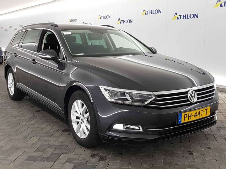 VOLKSWAGEN PASSAT 2017 wvwzzz3czje010584