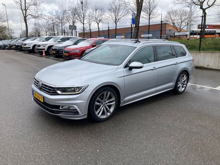 VOLKSWAGEN PASSAT 2018 wvwzzz3czje015044