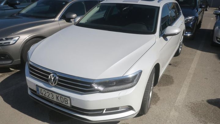 VOLKSWAGEN PASSAT 2017 wvwzzz3czje015151