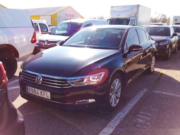 VOLKSWAGEN PASSAT 2017 wvwzzz3czje016148