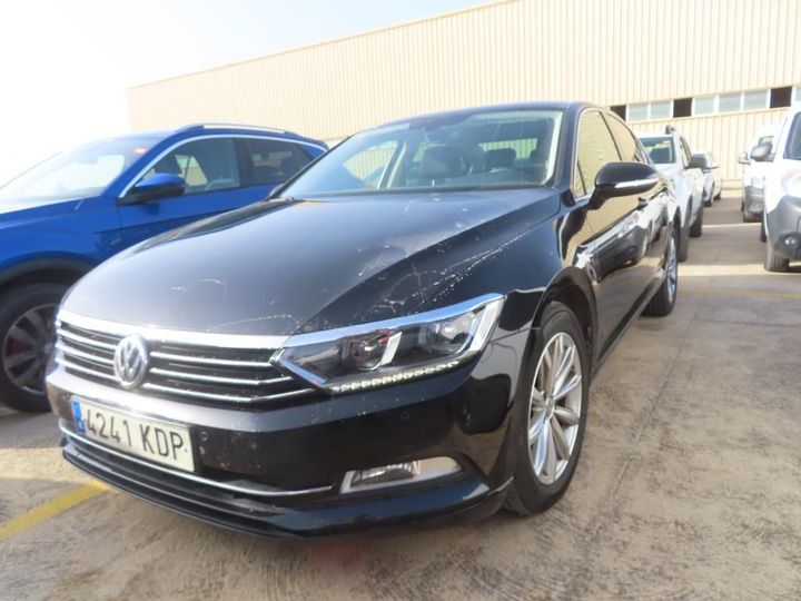 VOLKSWAGEN PASSAT 2017 wvwzzz3czje016571