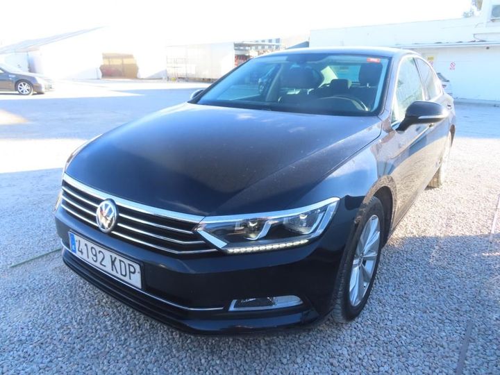 VOLKSWAGEN PASSAT 2017 wvwzzz3czje016576