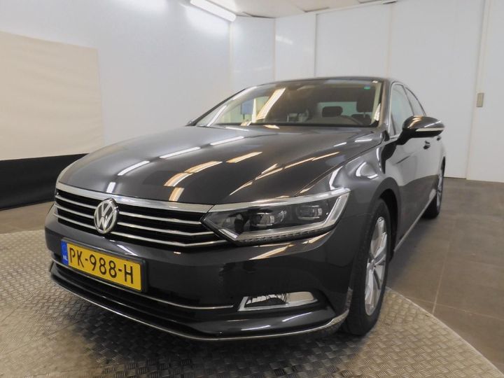 VOLKSWAGEN PASSAT 2017 wvwzzz3czje021338