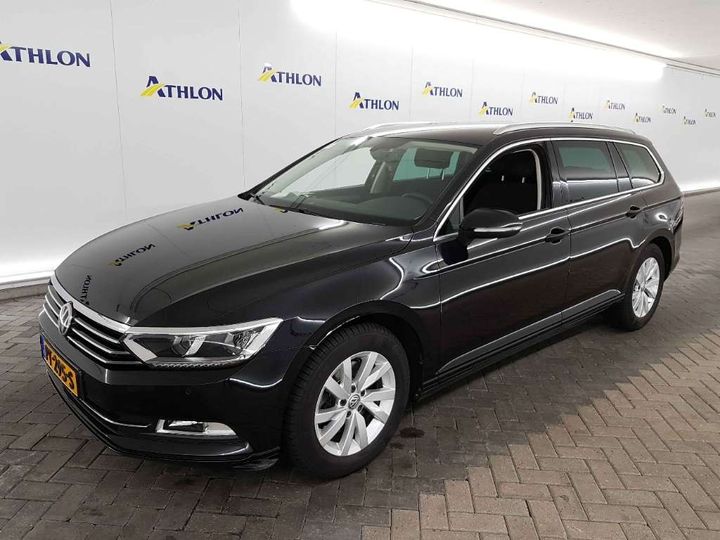 VOLKSWAGEN PASSAT 2017 wvwzzz3czje022014